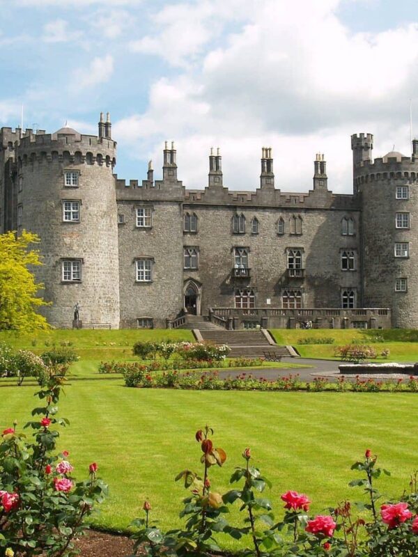 Irish Limo Tours | Book Private Chauffeur Tours Ireland